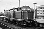 MaK 1000120 - DB "211 102-9"
20.04.1975 - Hamburg-Altona, Bahnhof
Klaus Görs
